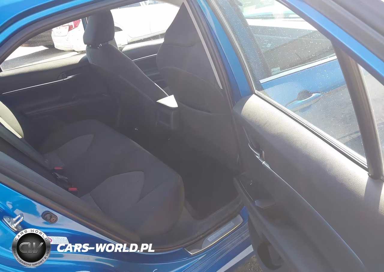 2019 Toyota Camry Le VIN:4T1B11HK6KU183493 - 8