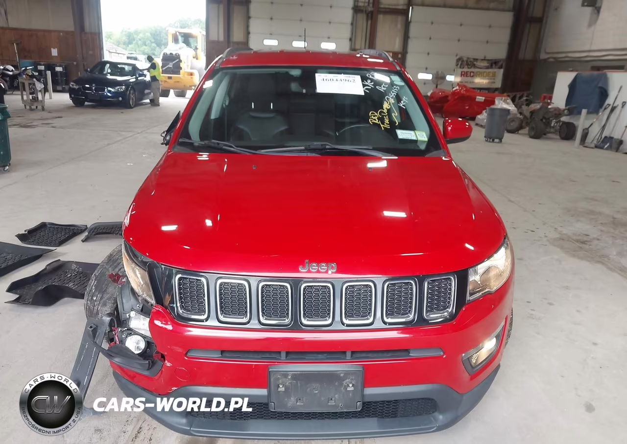 2018 Jeep Compass Latitude 4X4 VIN:3C4NJDBB8JT483685 - 12