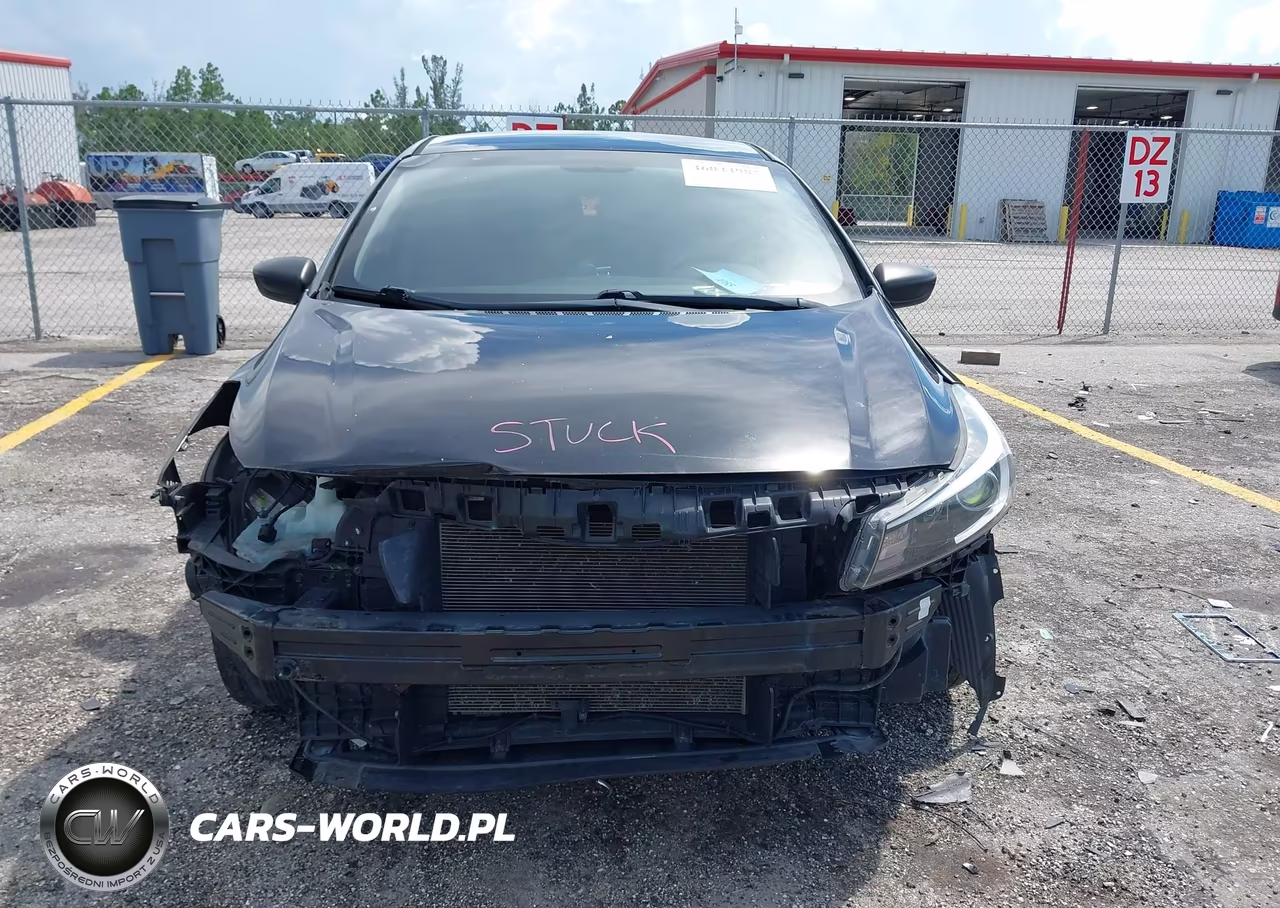 2017 Kia Forte Lx VIN:3KPFK4A74HE145617 - 13