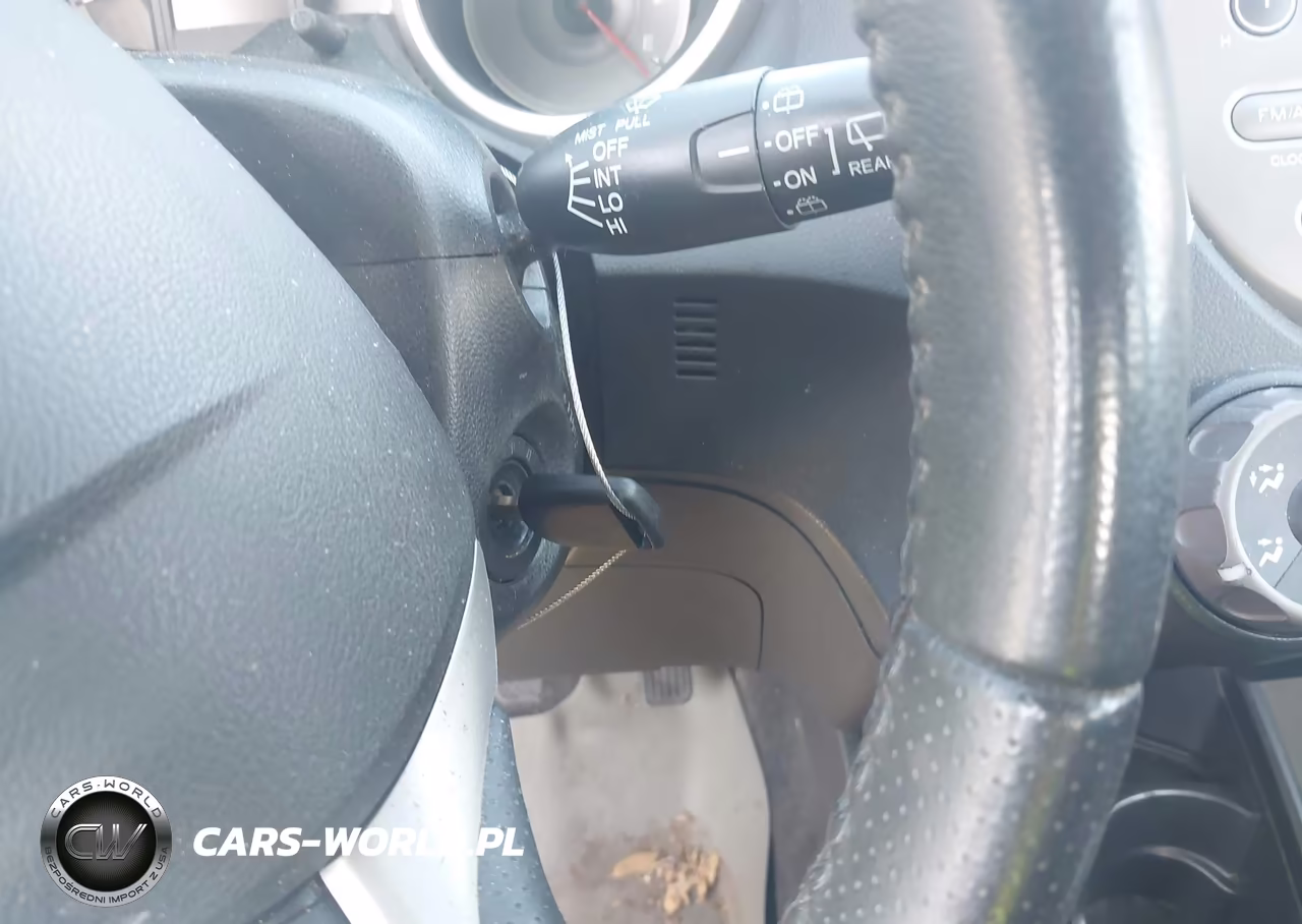 2009 Honda Fit Sport VIN:JHMGE874X9S074307 - 11