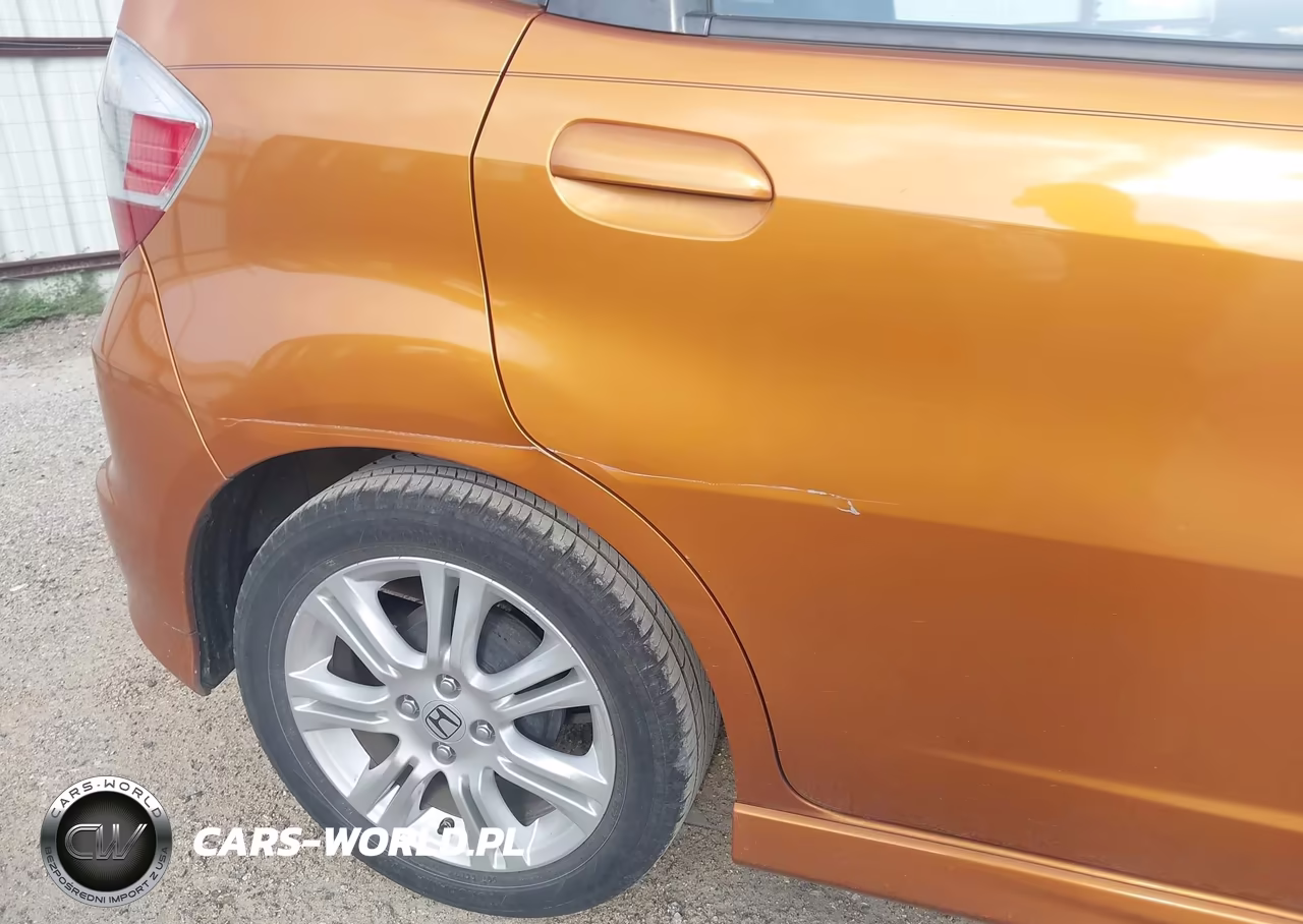 2009 Honda Fit Sport VIN:JHMGE874X9S074307 - 6