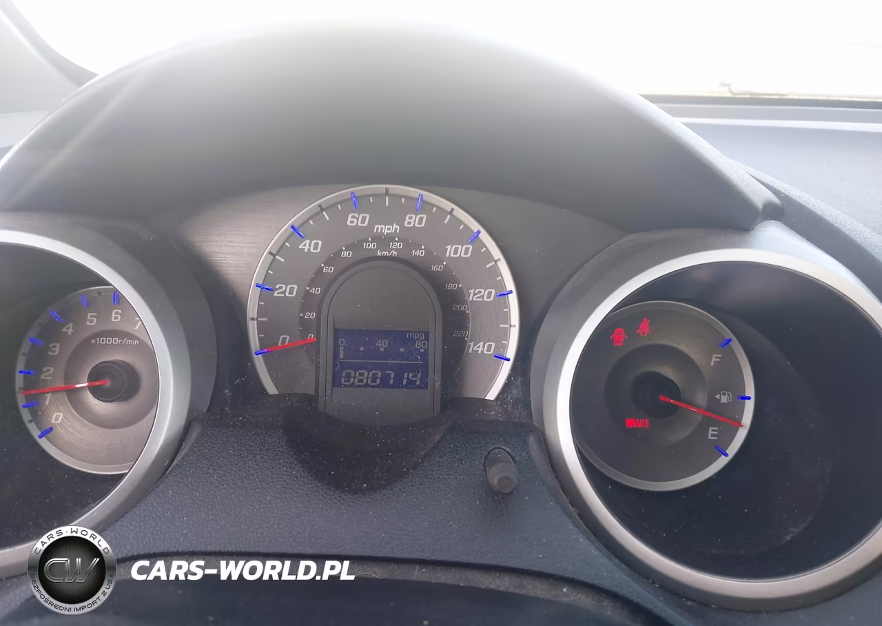 2009 Honda Fit Sport VIN:JHMGE874X9S074307 - 7