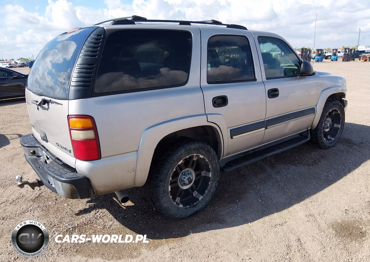 2004 Chevrolet Tahoe Ls VIN:1GNEK13V04R144962 - 4