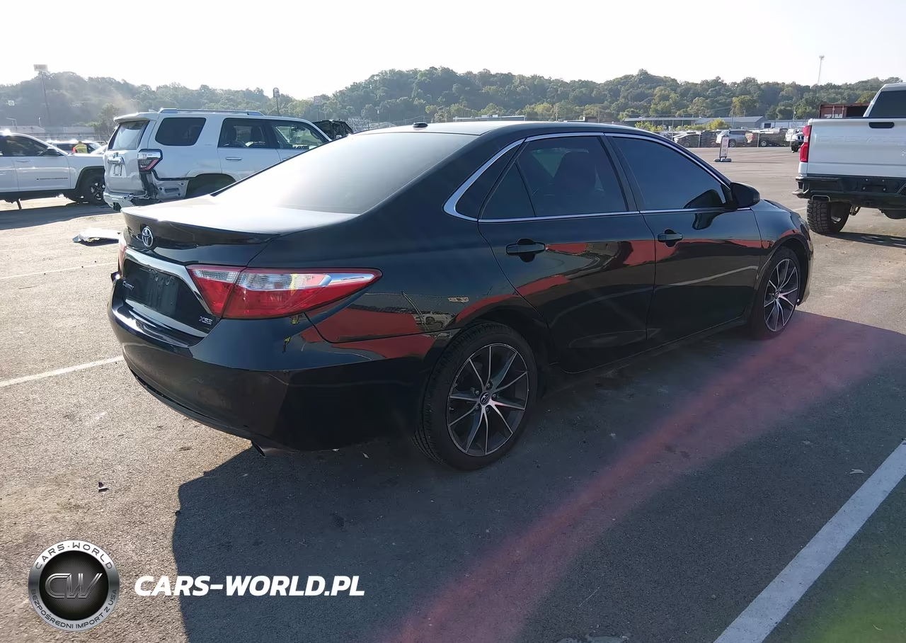 2015 Toyota Camry Xse V6 VIN:4T1BK1FK5FU028309 - 4