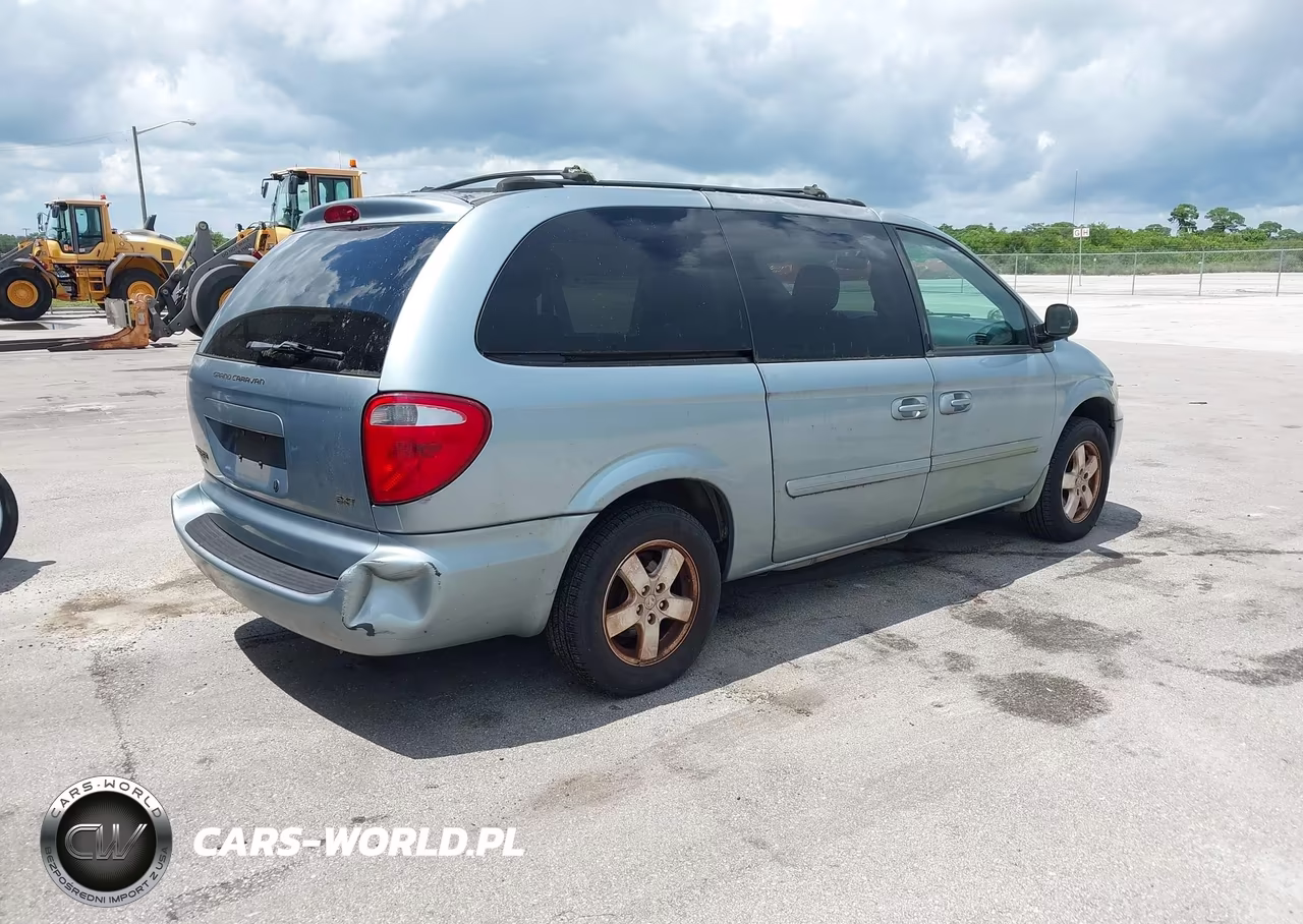 2005 Dodge Grand Caravan Sxt VIN:2D8GP44L95R389225 - 4