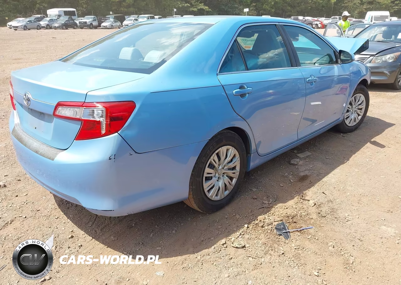 2012 Toyota Camry L VIN:4T1BF1FK5CU605629 - 4