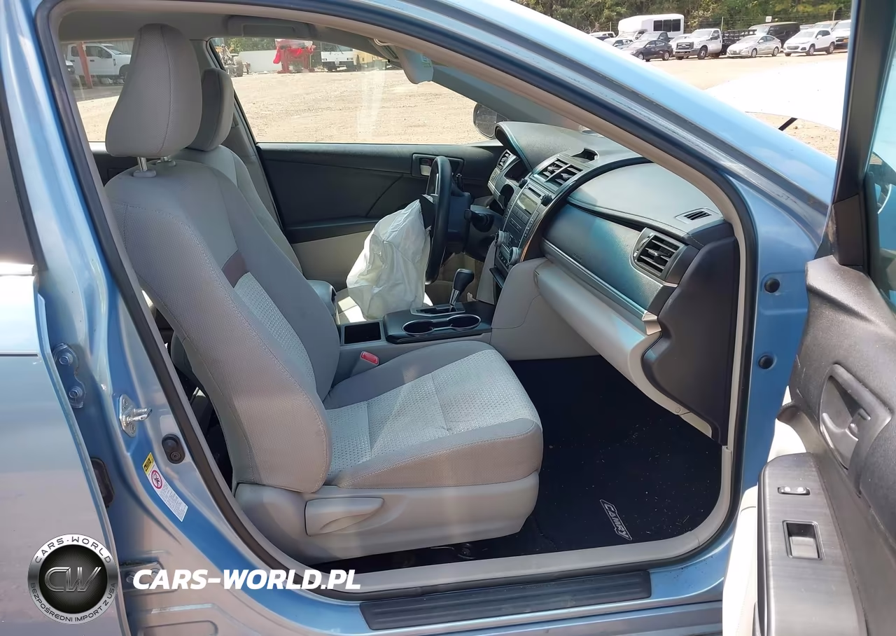 2012 Toyota Camry L VIN:4T1BF1FK5CU605629 - 5