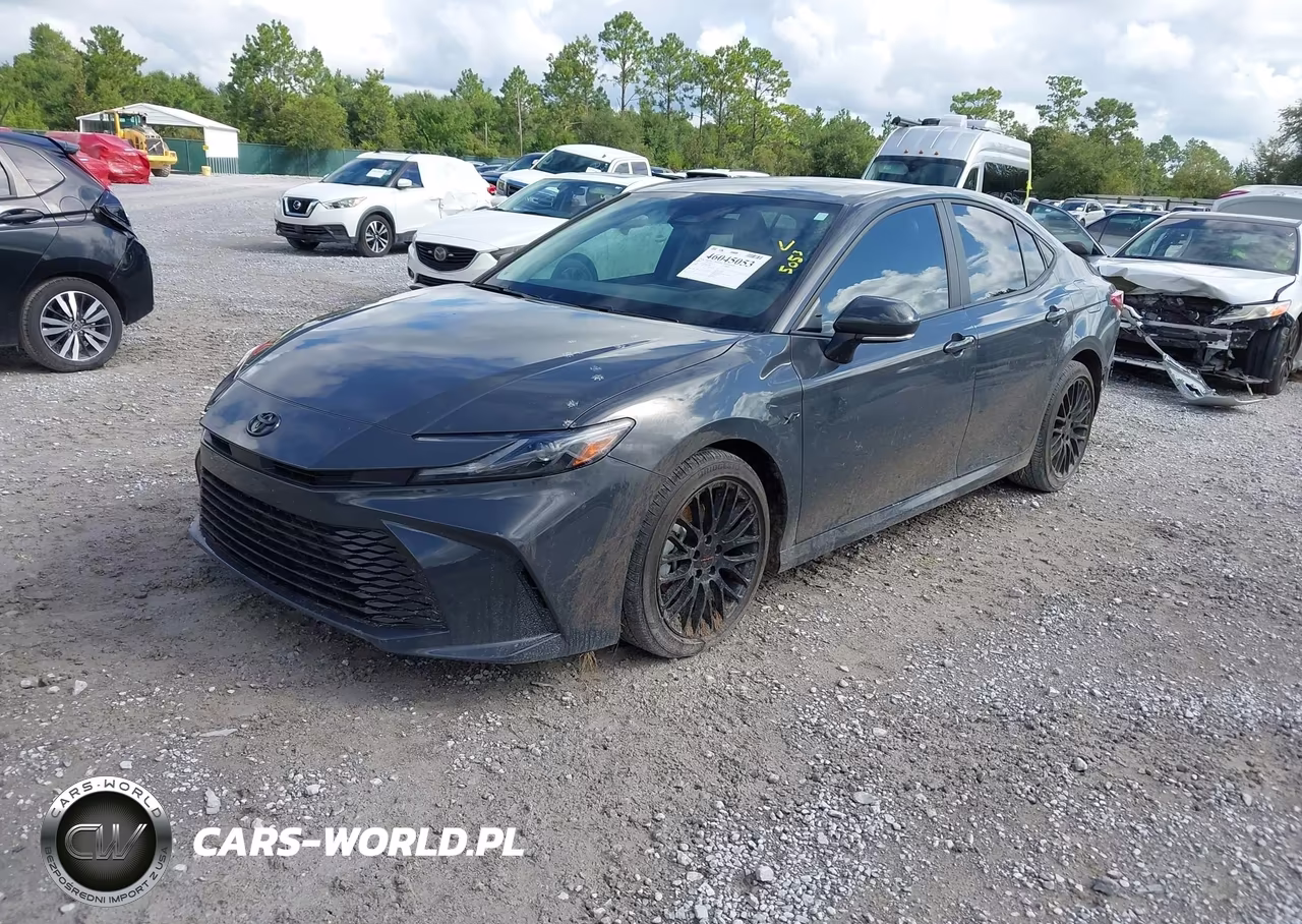 2025 Toyota Camry Le VIN:4T1DAACK4SU179782 - 2