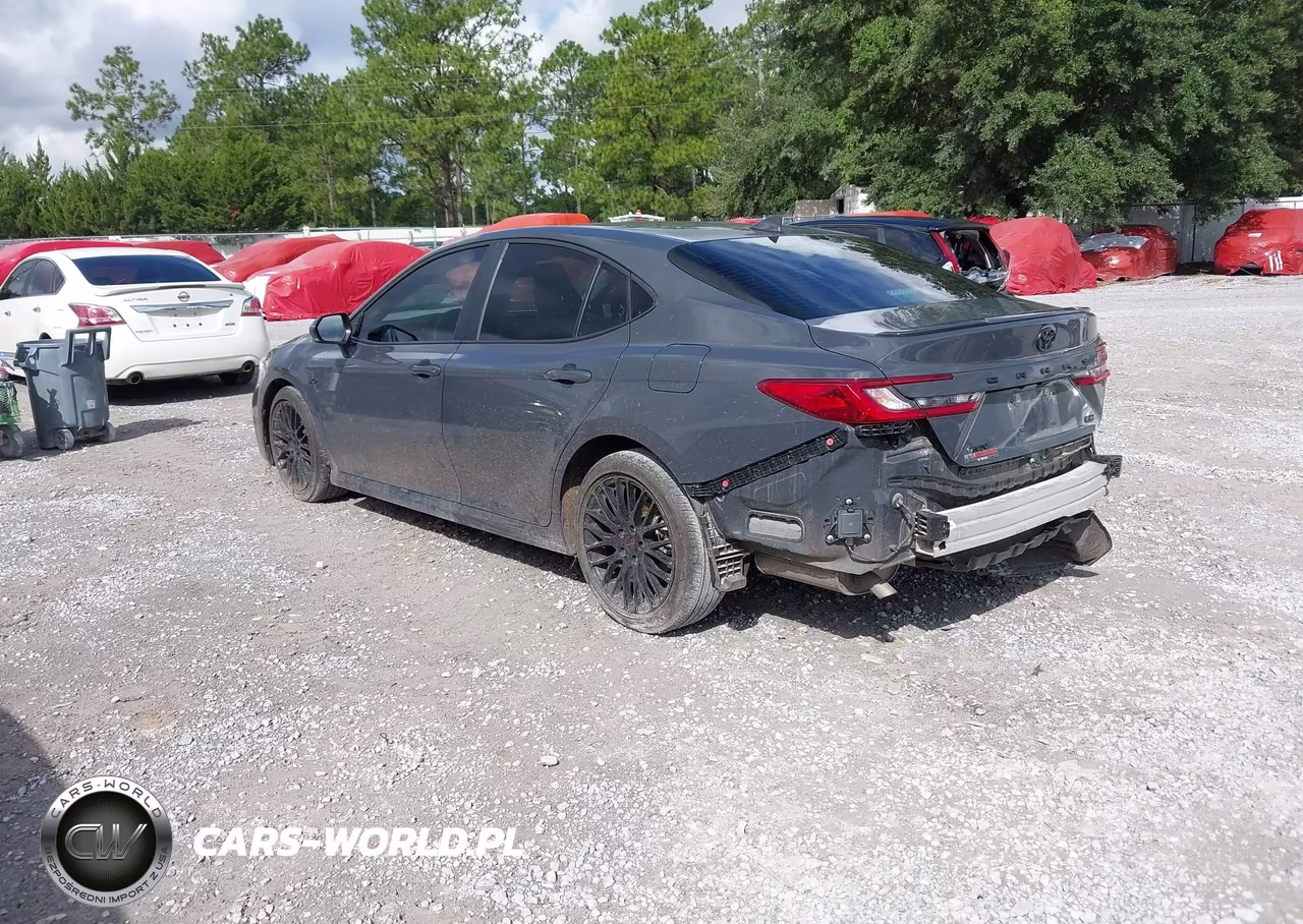 2025 Toyota Camry Le VIN:4T1DAACK4SU179782 - 3