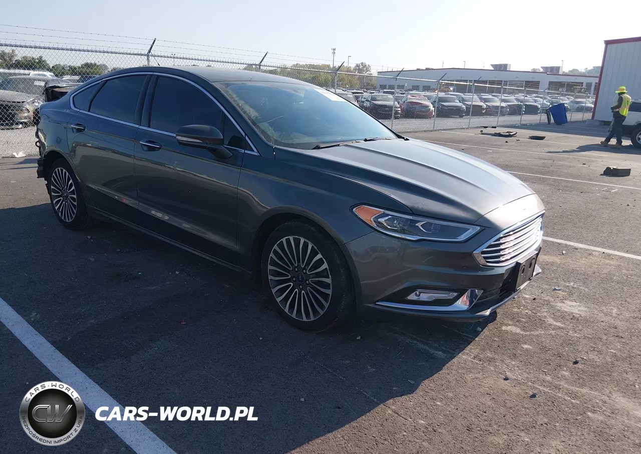 2017 Ford Fusion Titanium – zdjęcie 1 z 16