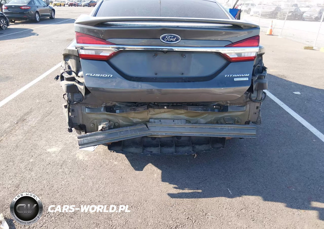 2017 Ford Fusion Titanium VIN:3FA6P0K96HR116452 - 5
