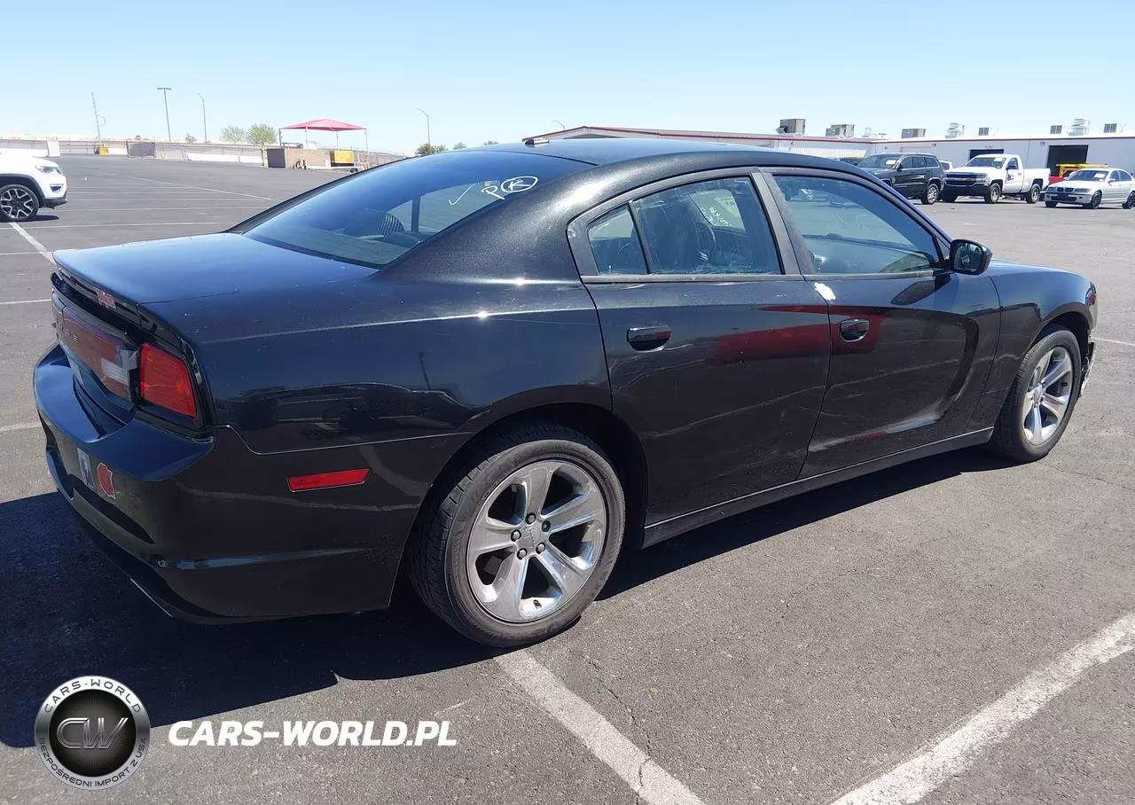 2011 Dodge Charger VIN:2B3CL3CG2BH511630 - 4