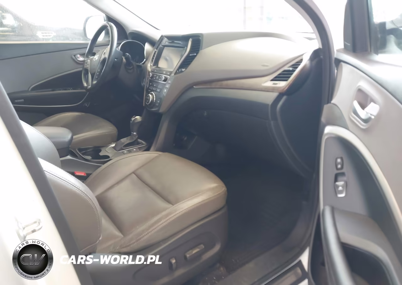2018 Hyundai Santa Fe Se Ultimate VIN:KM8SRDHF5JU285962 - 5