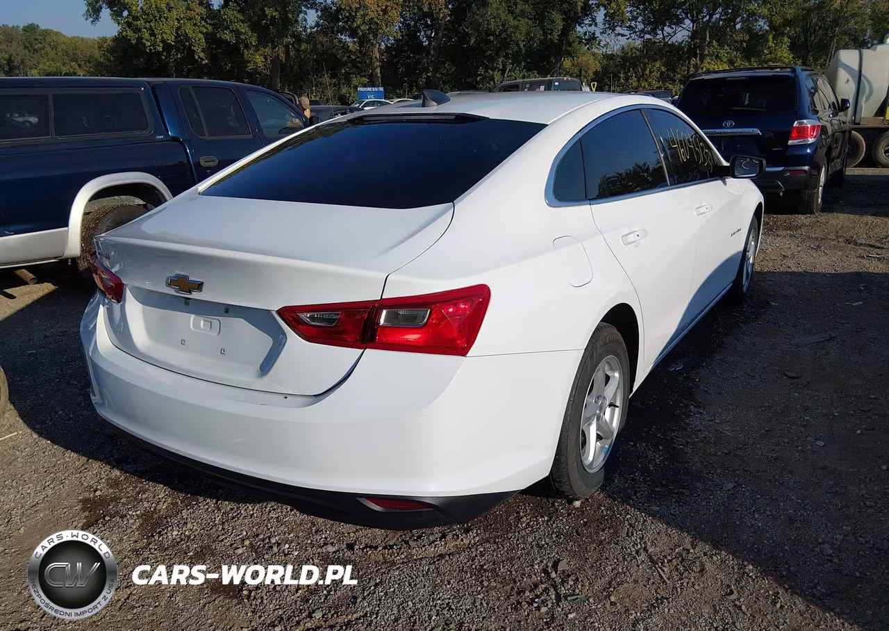 2018 Chevrolet Malibu 1Ls VIN:1G1ZB5ST2JF246576 - 4