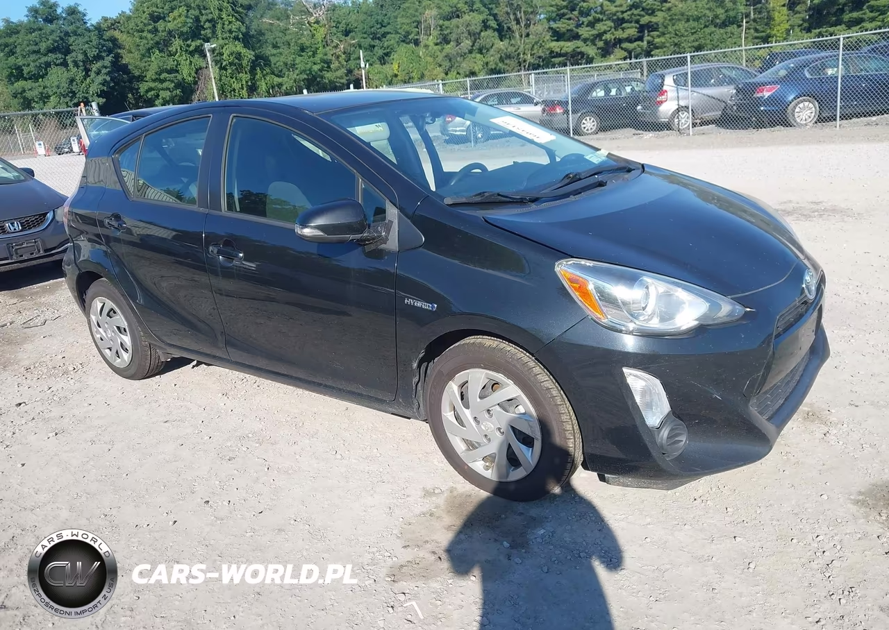 2015 Toyota Prius C Three