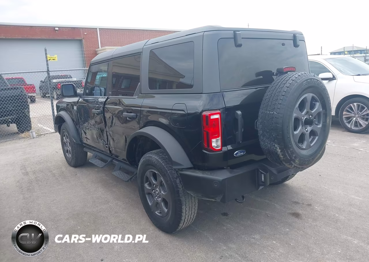 2023 Ford Bronco Base VIN:1FMDE5BH5PLA98062 - 3