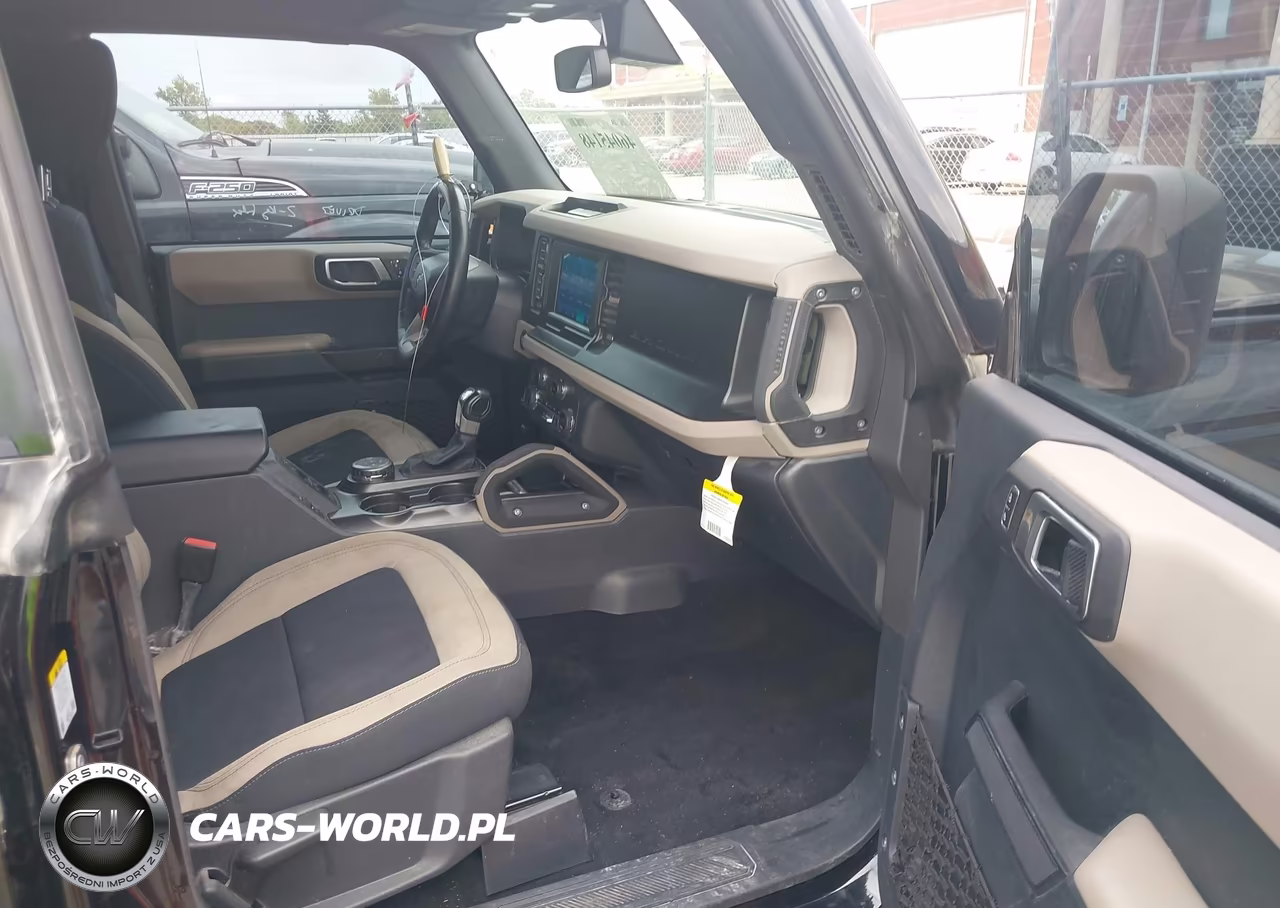 2023 Ford Bronco Base VIN:1FMDE5BH5PLA98062 - 5