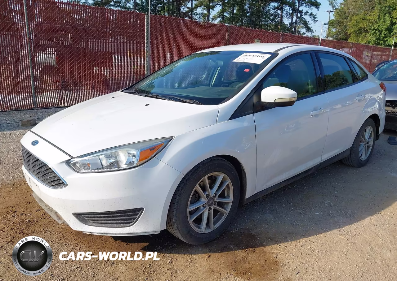 2017 Ford Focus Se VIN:1FADP3F22HL331153 - 2