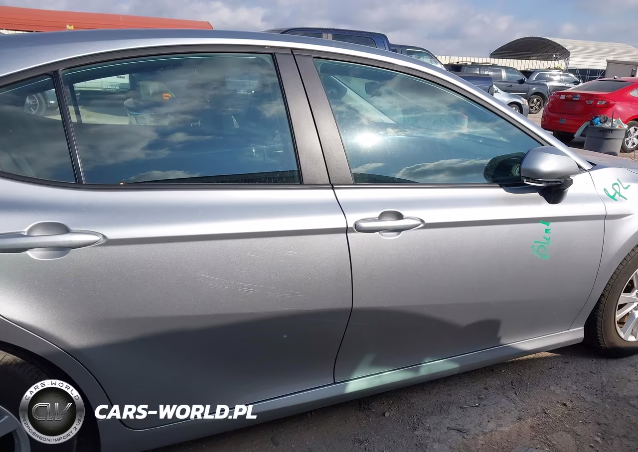 2025 Toyota Camry Le VIN:4T1DAACK6SU606346 - 13