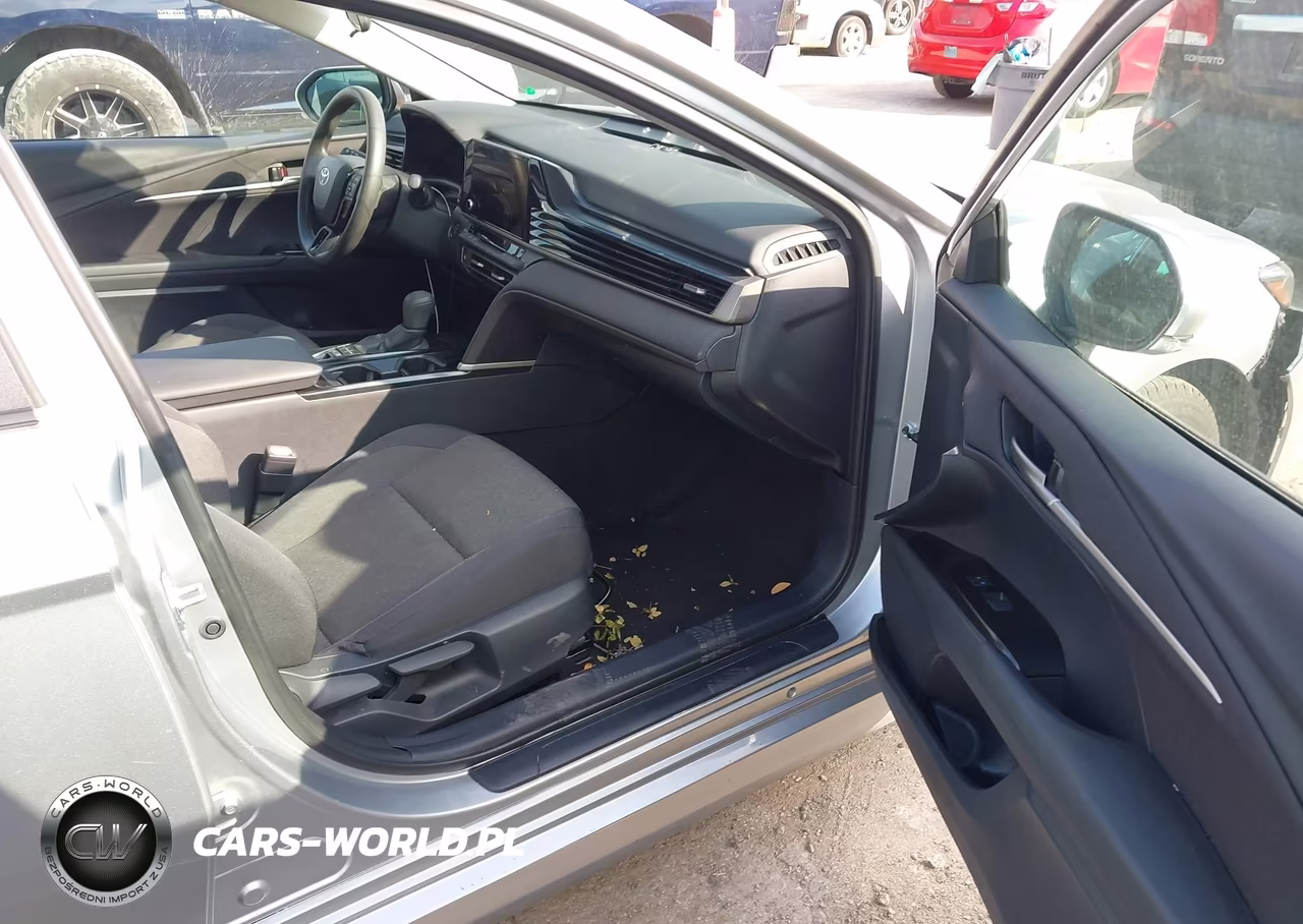2025 Toyota Camry Le VIN:4T1DAACK6SU606346 - 5