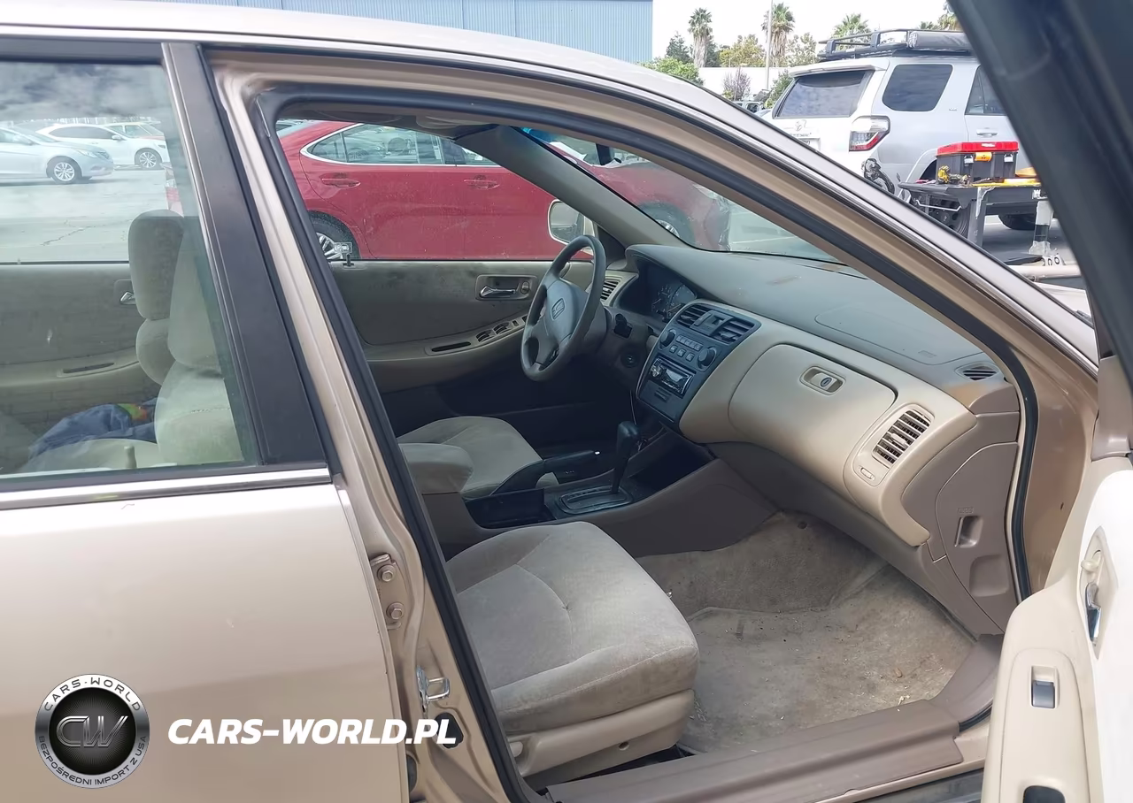 2002 Honda Accord 2.3 Lx VIN:3HGCG66572G704534 - 5