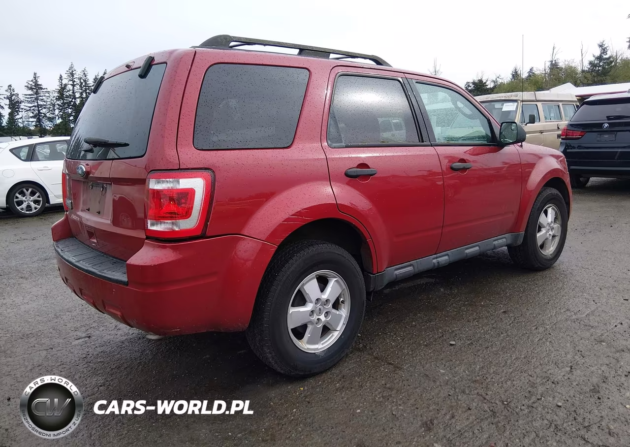 2011 Ford Escape Xlt VIN:1FMCU9D78BKA74878 - 4