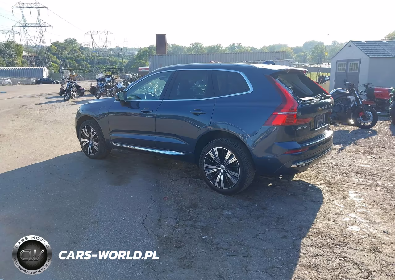 2023 Volvo Xc60 Recharge Plug-In Hybrid T8 Plus Bright Theme VIN:YV4H60DN3P1225988 - 3