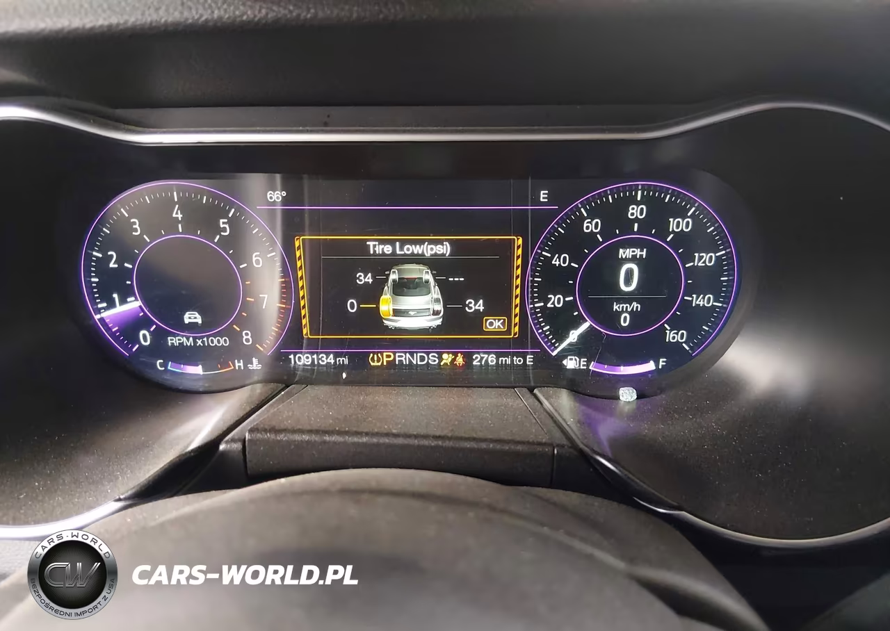 2018 Ford Mustang Ecoboost Premium VIN:1FATP8UH7J5124672 - 7