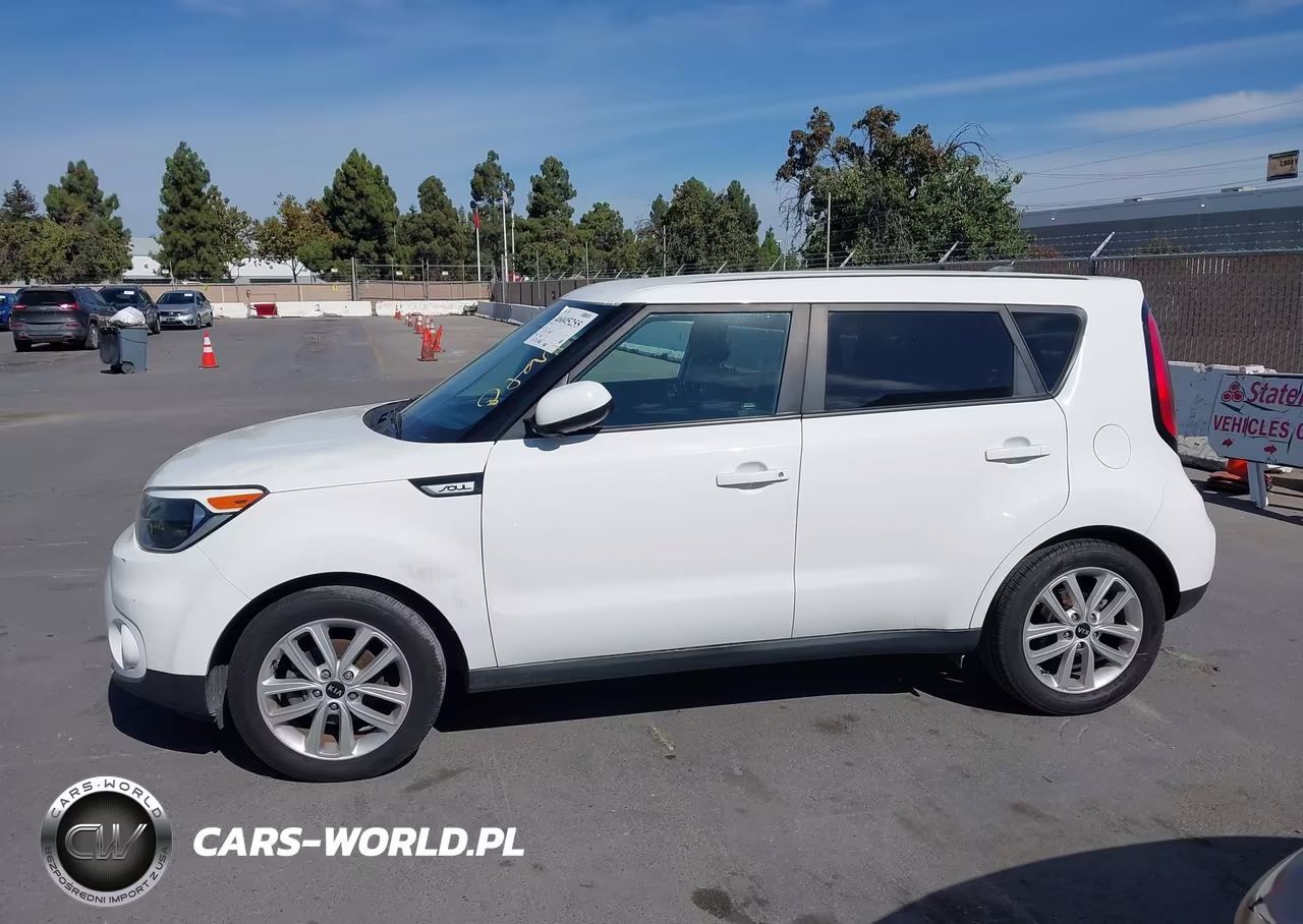 2019 Kia Soul + VIN:KNDJP3A5XK7629402 - 14