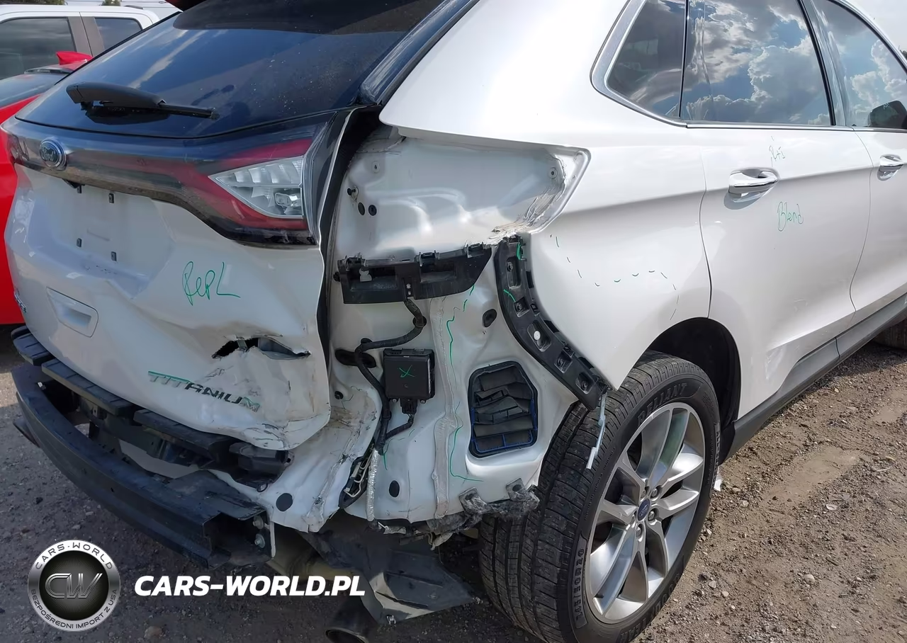 2018 Ford Edge Titanium VIN:2FMPK3K84JBC00467 - 6