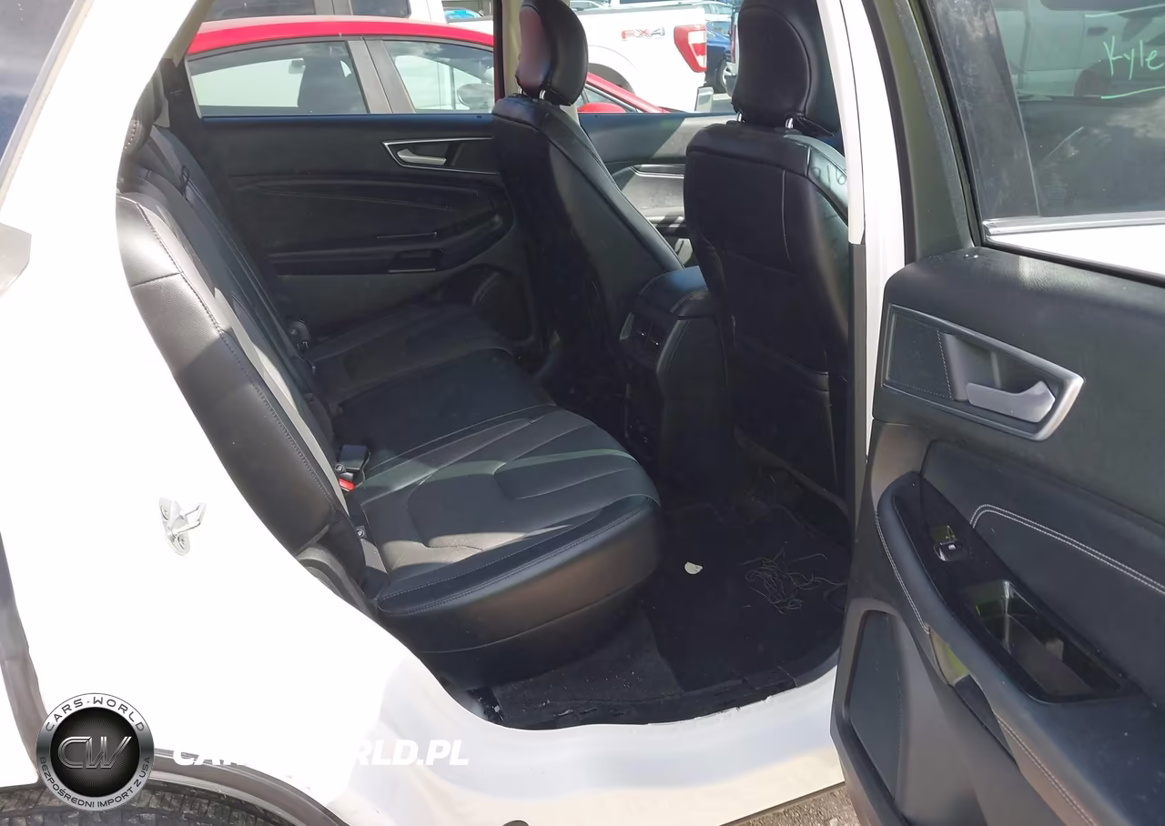 2018 Ford Edge Titanium VIN:2FMPK3K84JBC00467 - 8