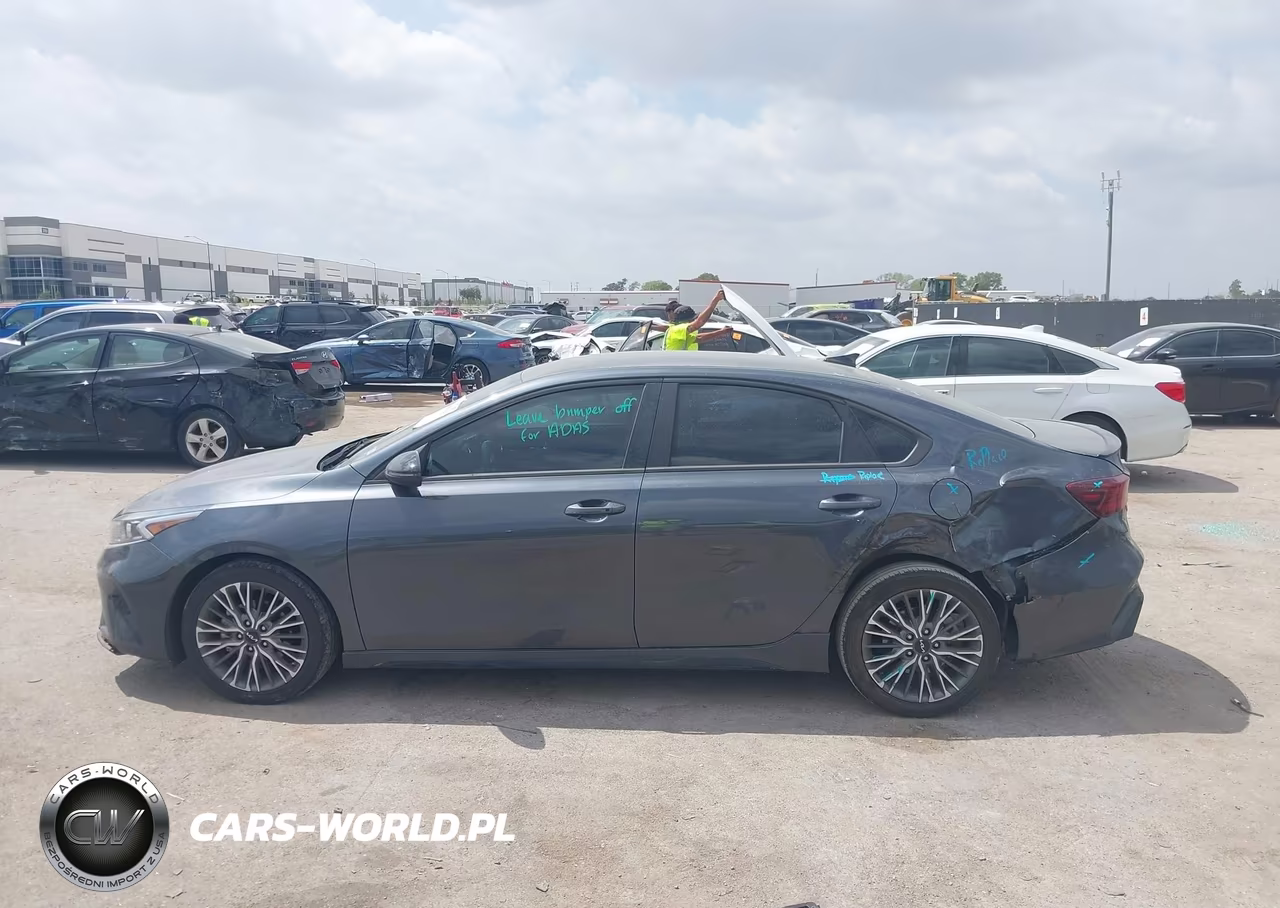 2022 Kia Forte Gt-Line VIN:3KPF54AD7NE489628 - 14
