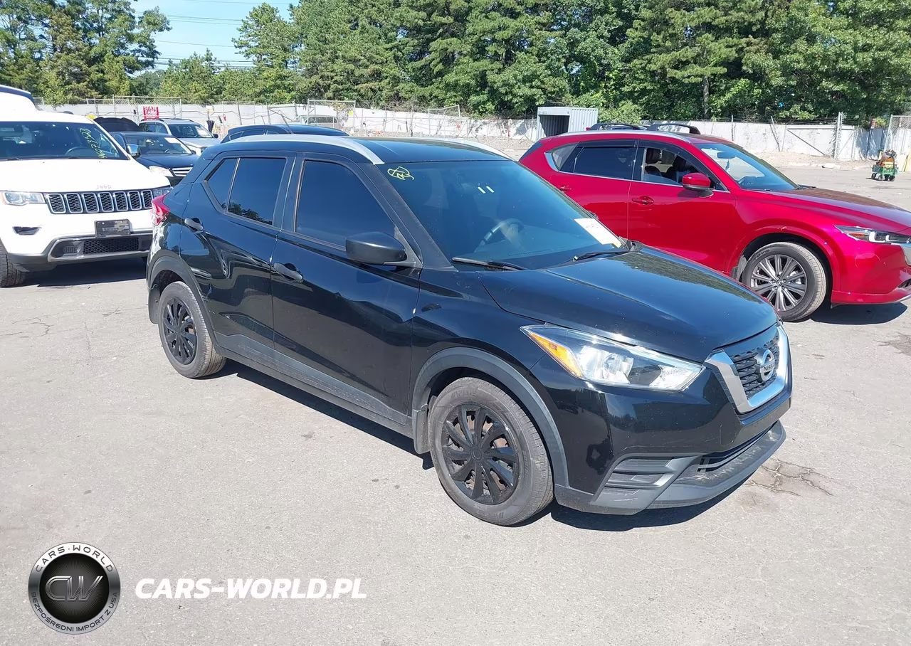 2018 Nissan Kicks S
