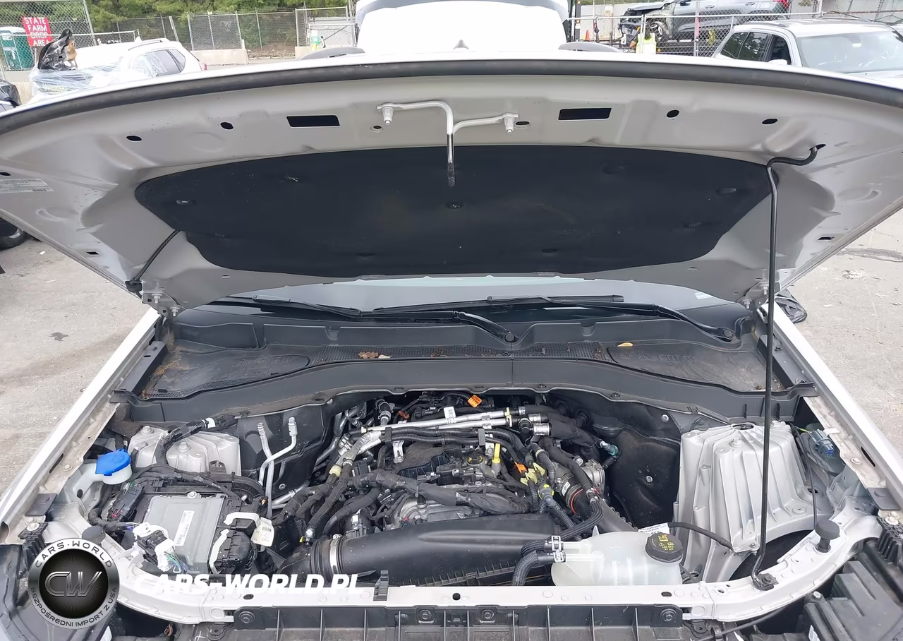 2025 Ford Explorer Active VIN:1FMUK8DHXSGB67594 - 10