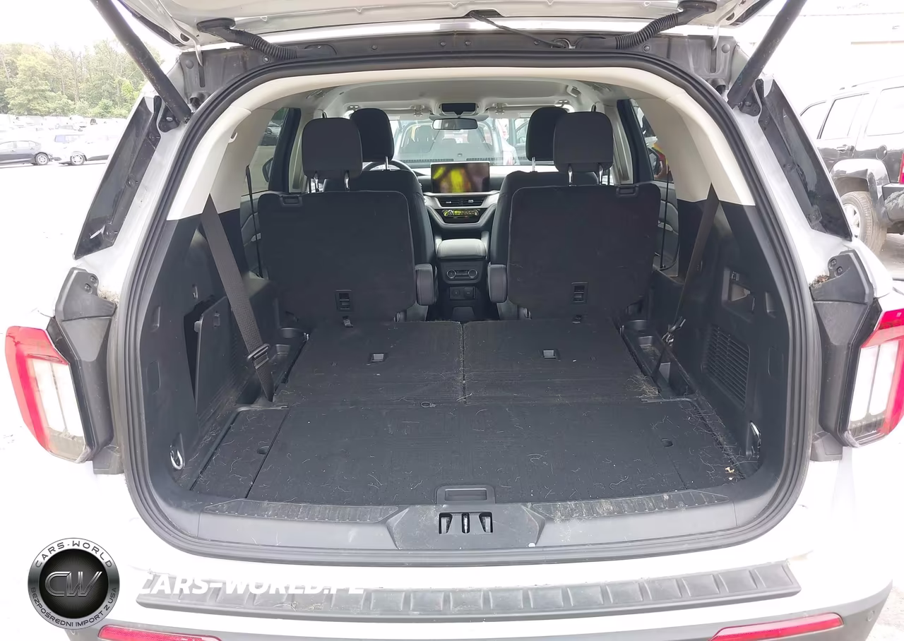 2025 Ford Explorer Active VIN:1FMUK8DHXSGB67594 - 14