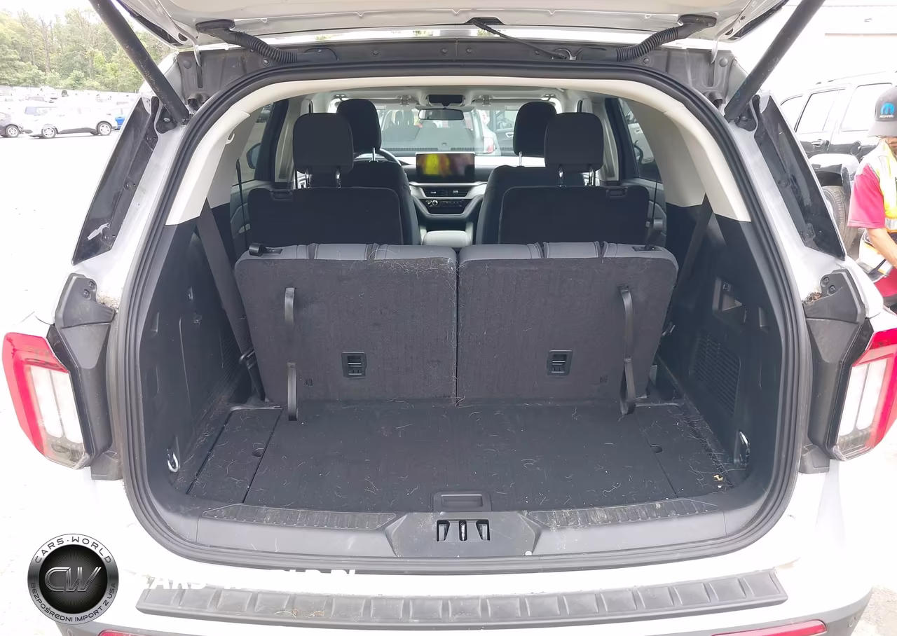 2025 Ford Explorer Active VIN:1FMUK8DHXSGB67594 - 15