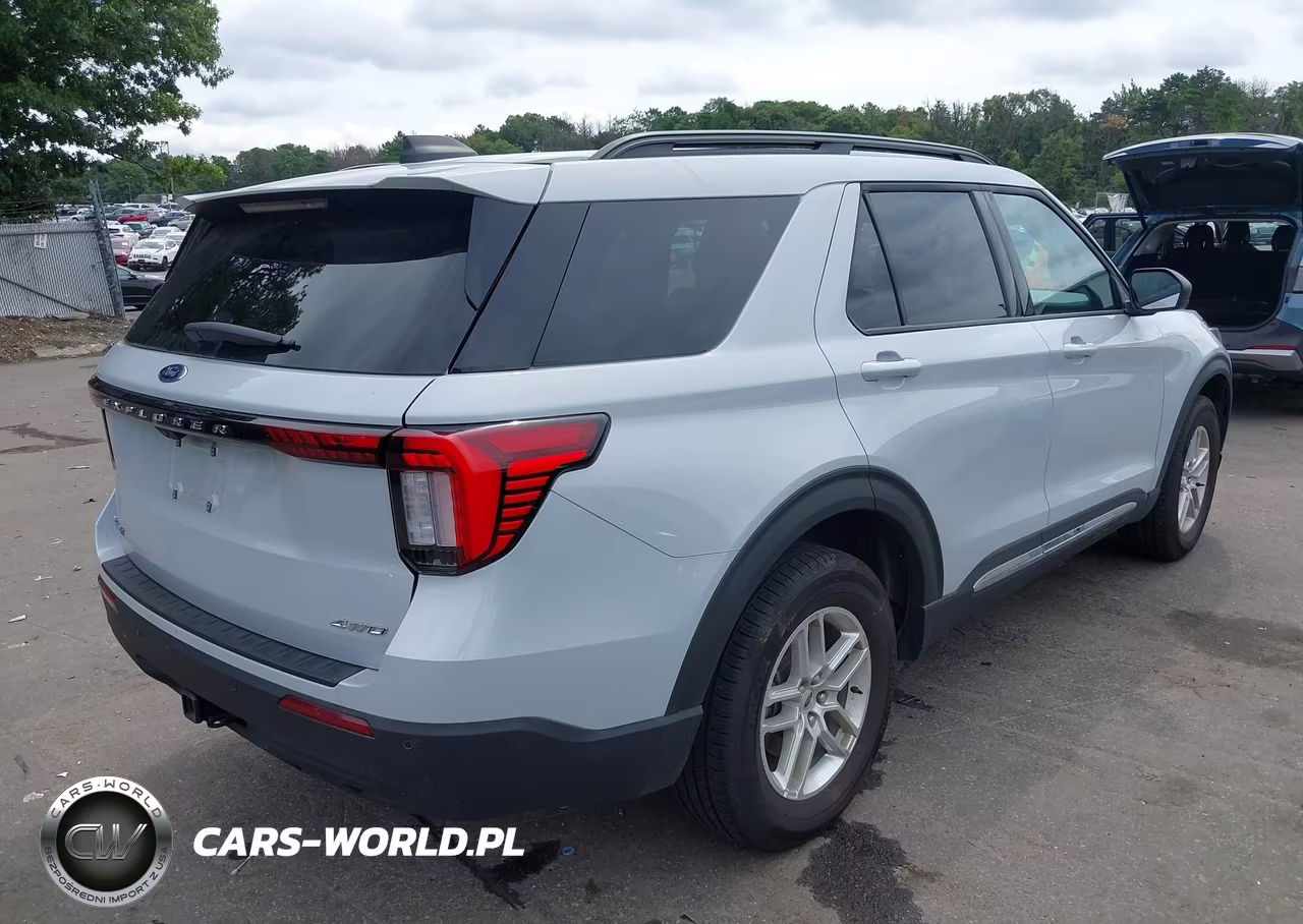 2025 Ford Explorer Active VIN:1FMUK8DHXSGB67594 - 4