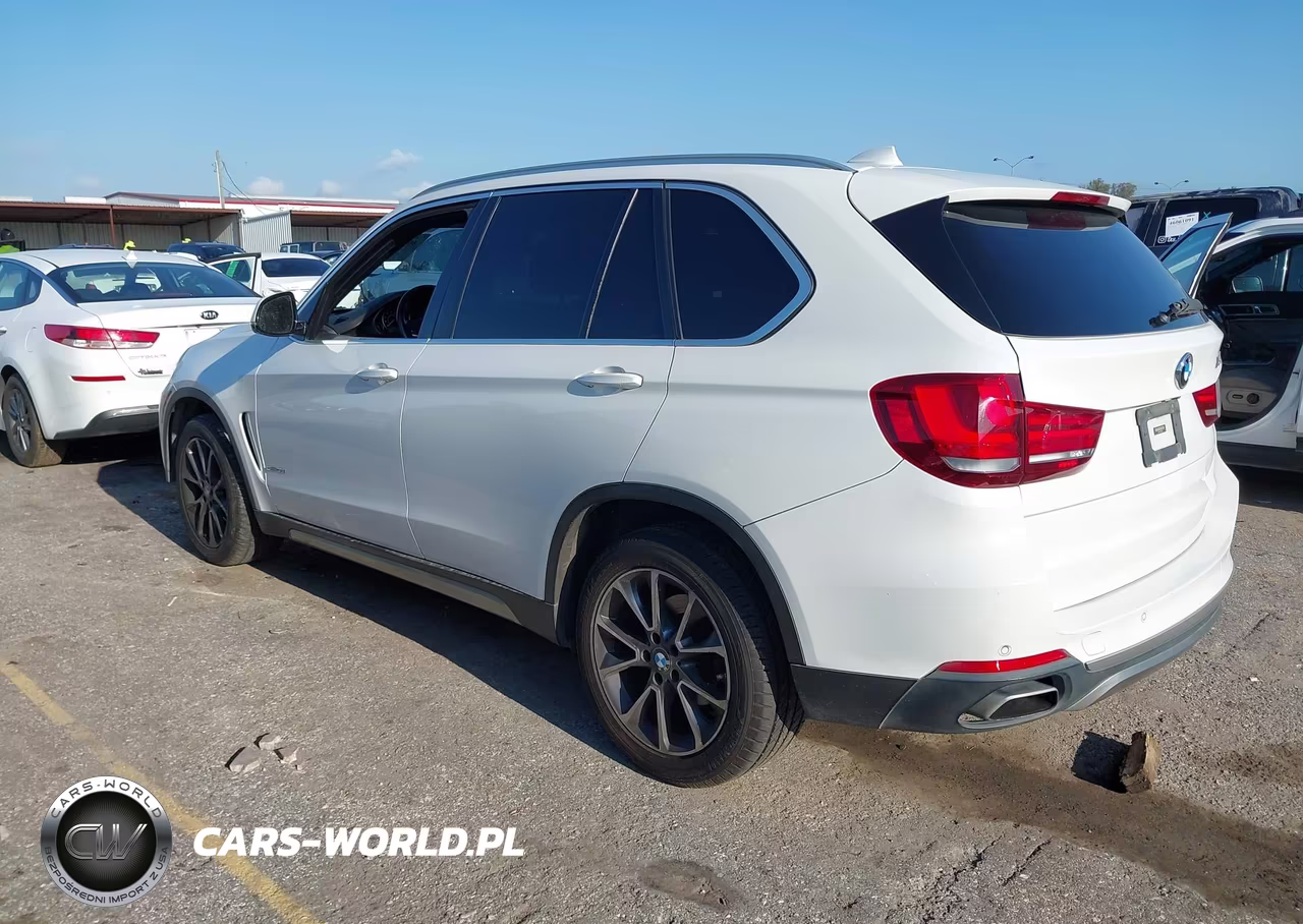 2018 BMW X5 Sdrive35I VIN:5UXKR2C5XJ0Z16332 - 3