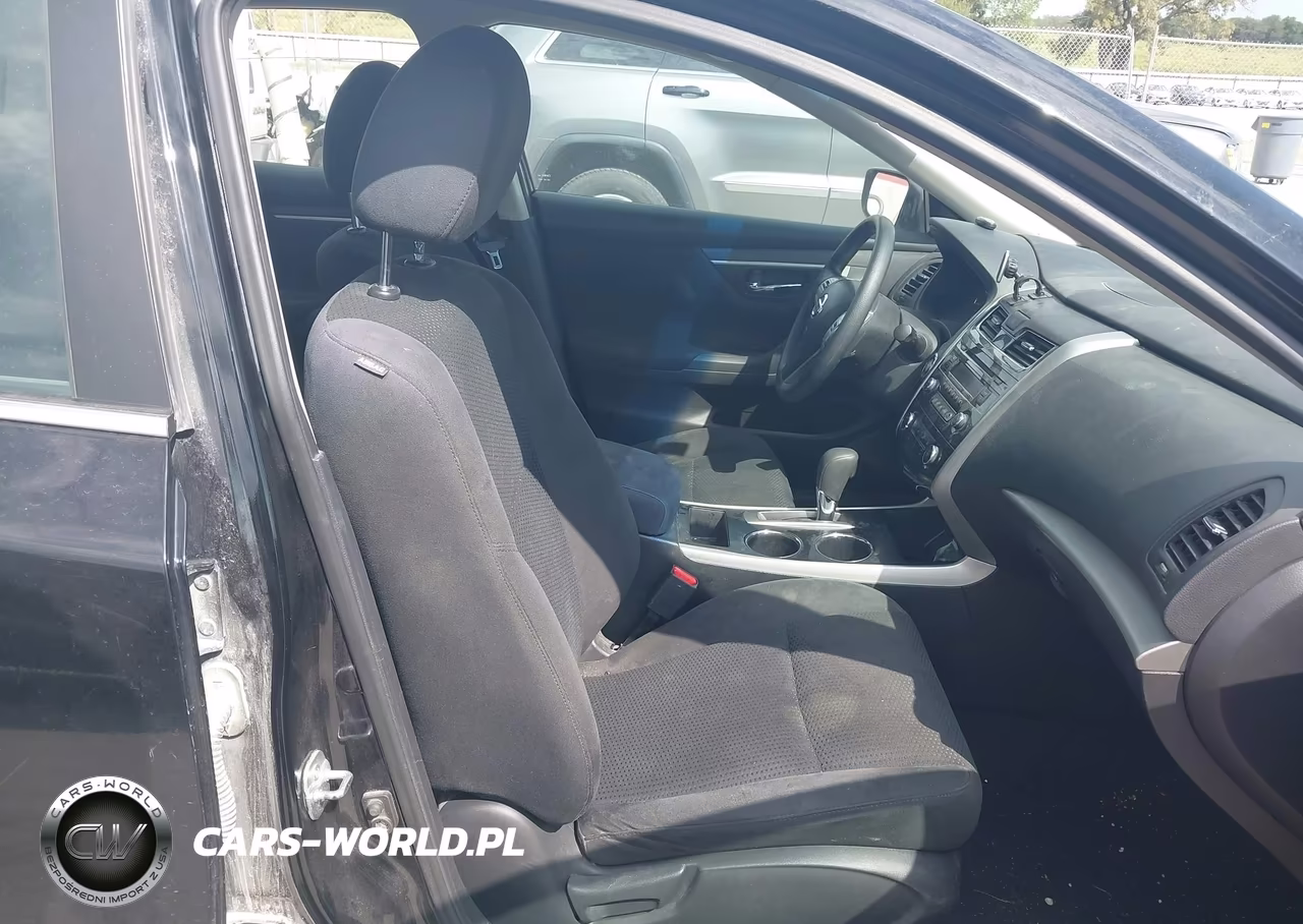 2015 Nissan Altima 2.5 S VIN:1N4AL3AP4FC194103 - 5