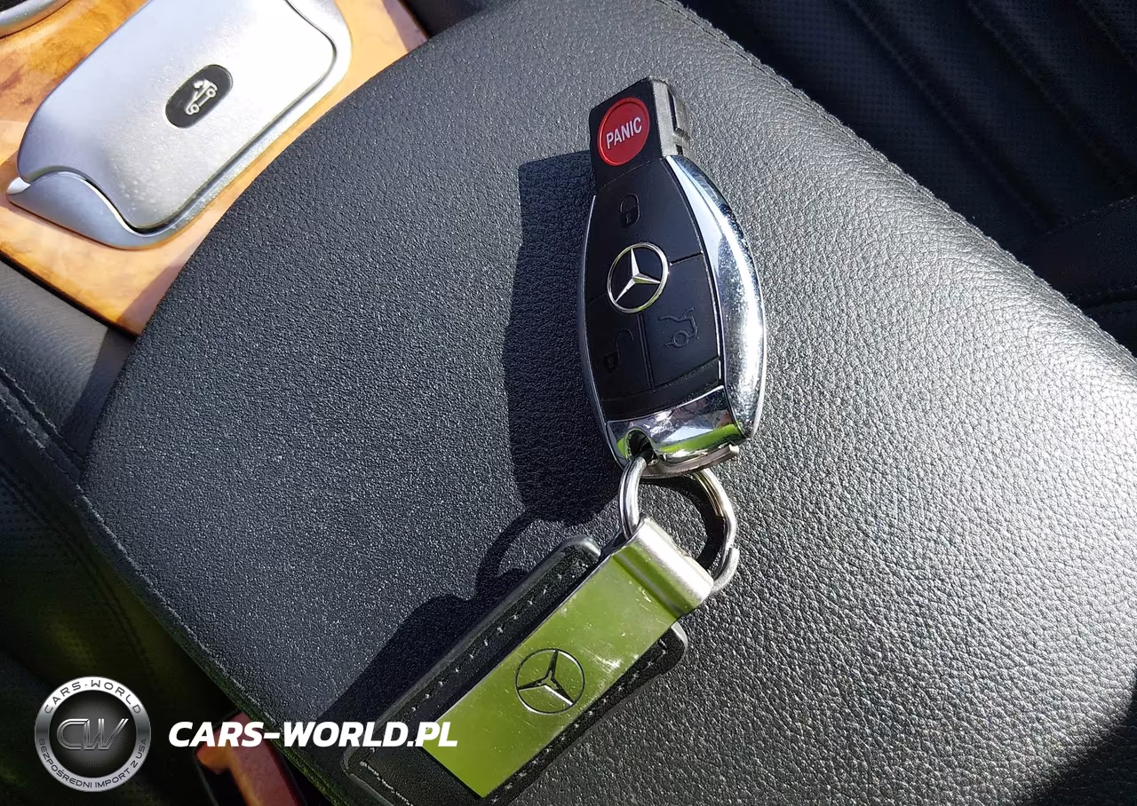 2009 Mercedes-Benz Sl 550 VIN:WDBSK71F39F143516 - 11