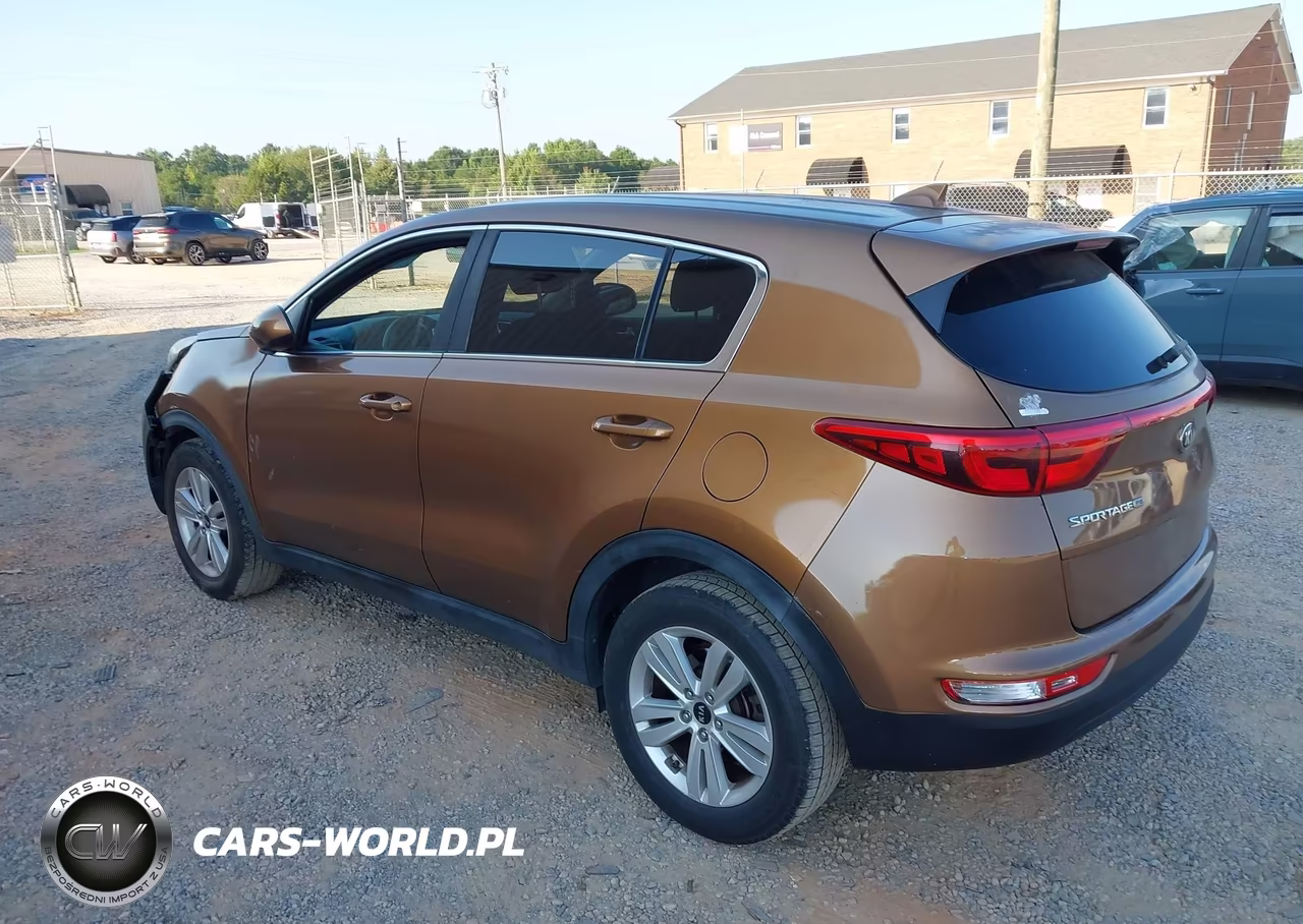 2018 Kia Sportage Lx VIN:KNDPM3AC4J7307449 - 3