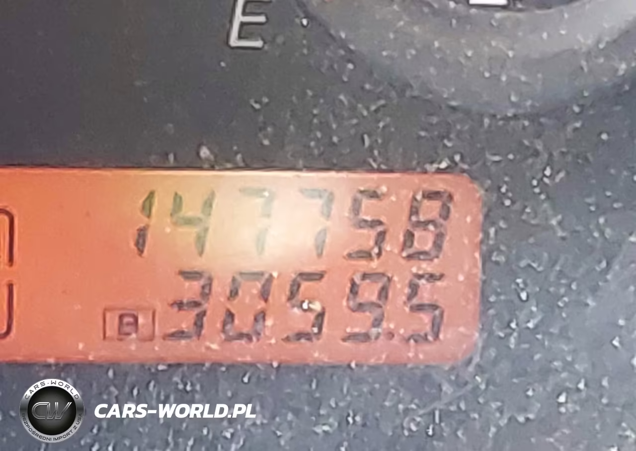 2011 Nissan Versa 1.8S VIN:3N1BC1AP1BL365149 - 15