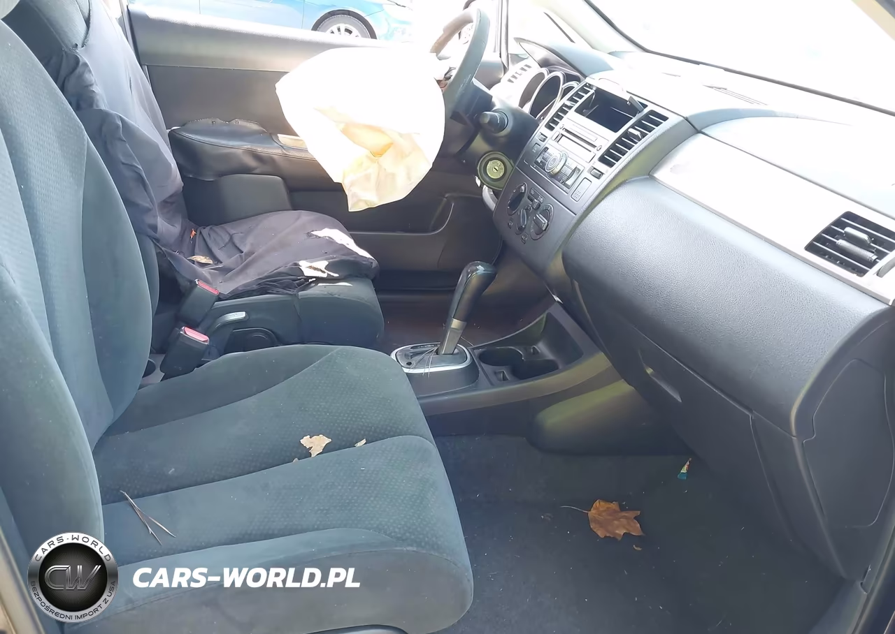 2011 Nissan Versa 1.8S VIN:3N1BC1AP1BL365149 - 5
