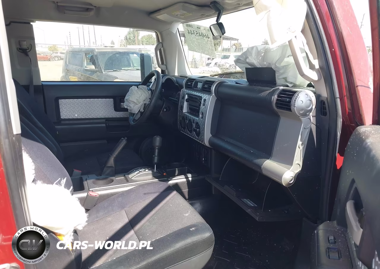 2008 Toyota Fj Cruiser VIN:JTEZU11F98K004211 - 5