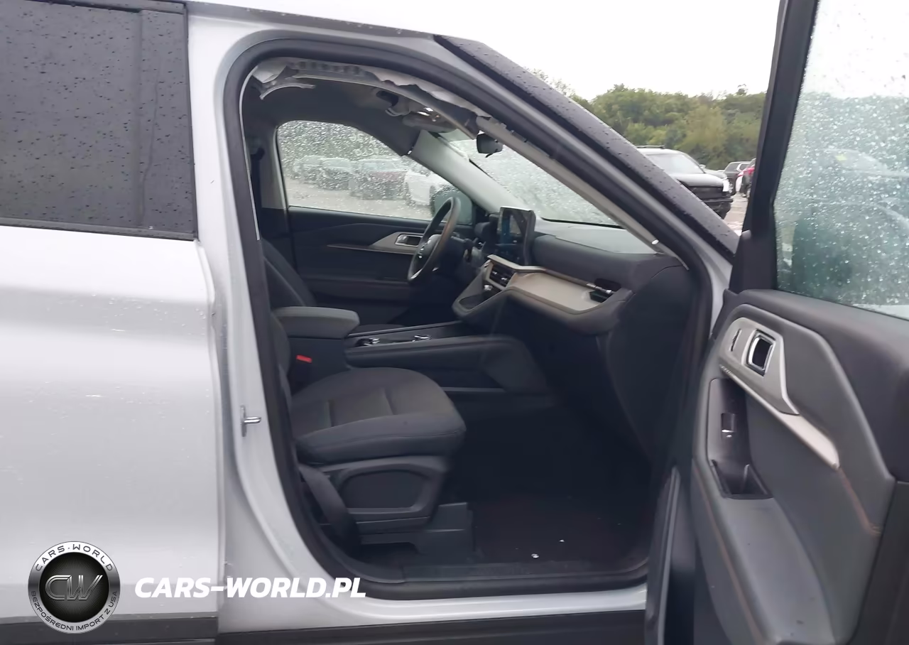 2026 Ford Explorer Active VIN:1FMUK8DH0TGA87108 - 5