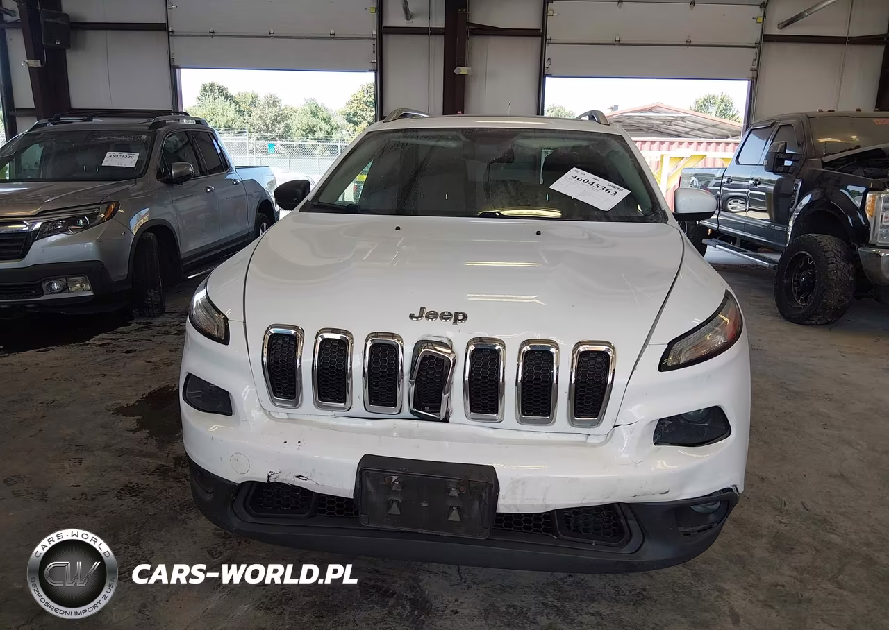 2015 Jeep Cherokee Latitude VIN:1C4PJLCS8FW566522 - 13