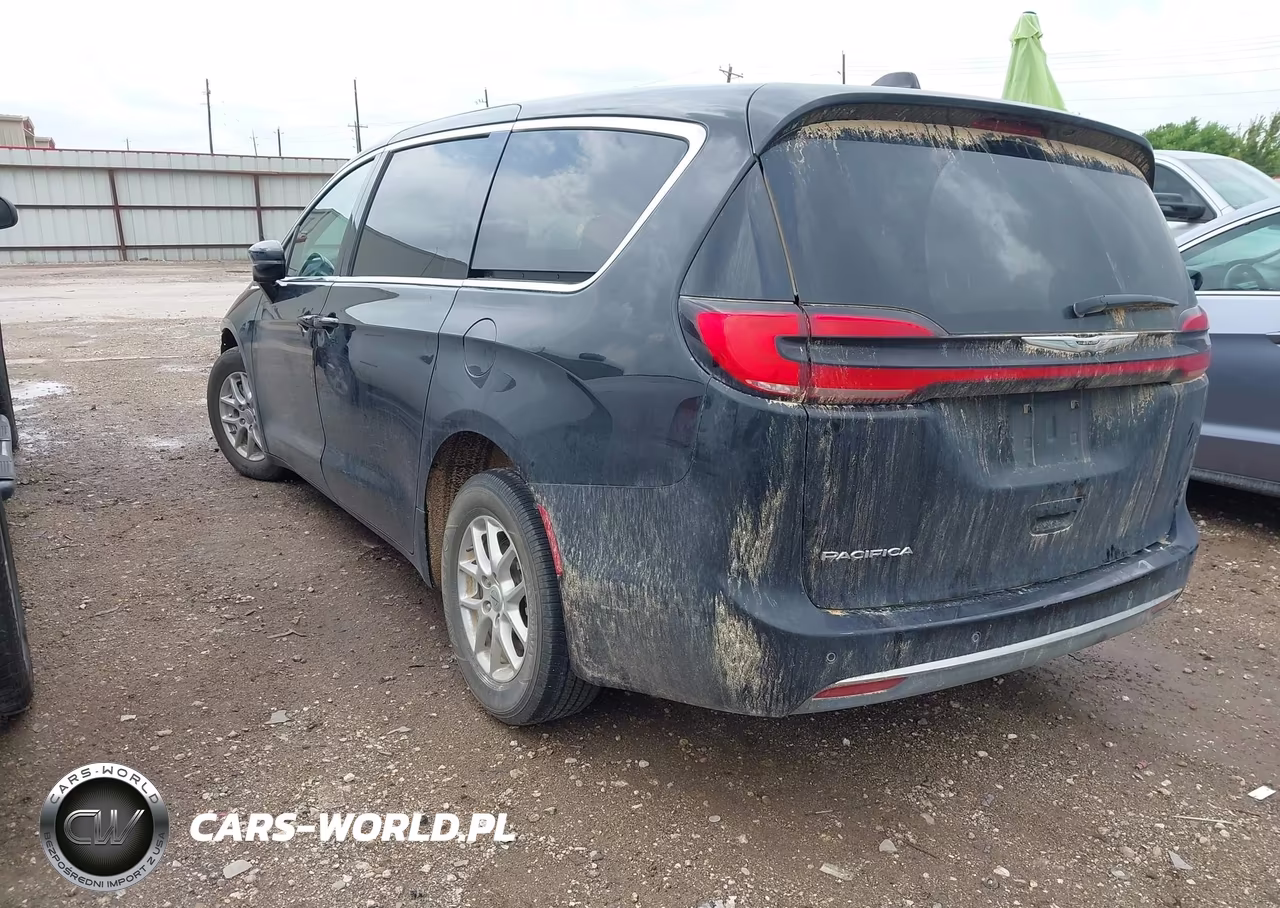 2024 Chrysler Pacifica Touring L VIN:2C4RC1BG5RR187088 - 3