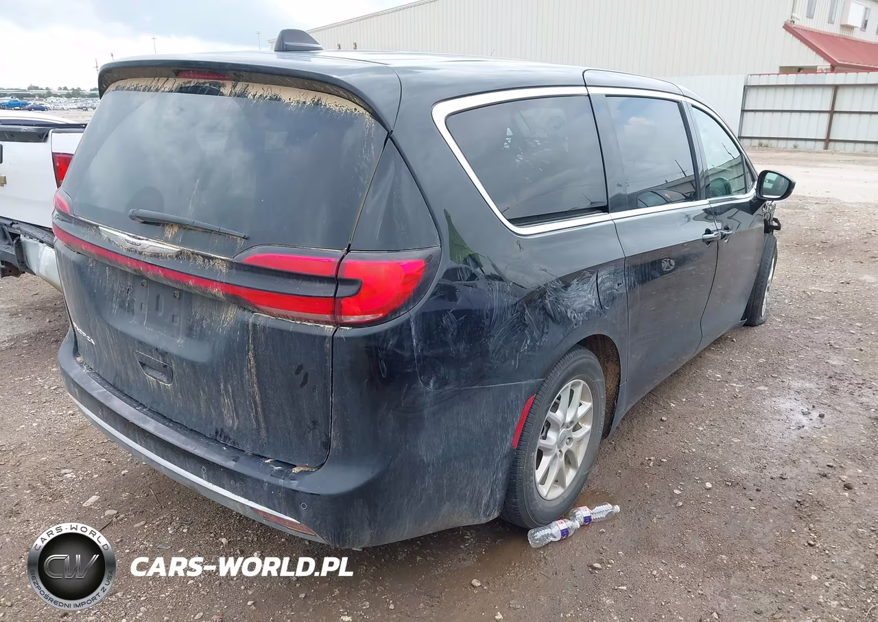 2024 Chrysler Pacifica Touring L VIN:2C4RC1BG5RR187088 - 4