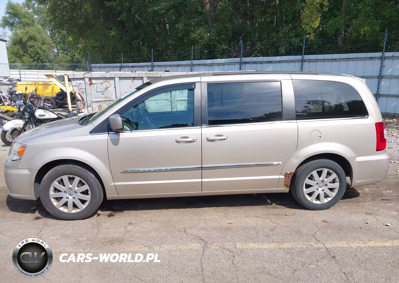 2013 Chrysler Town & Country Touring VIN:2C4RC1BGXDR588838 - 14