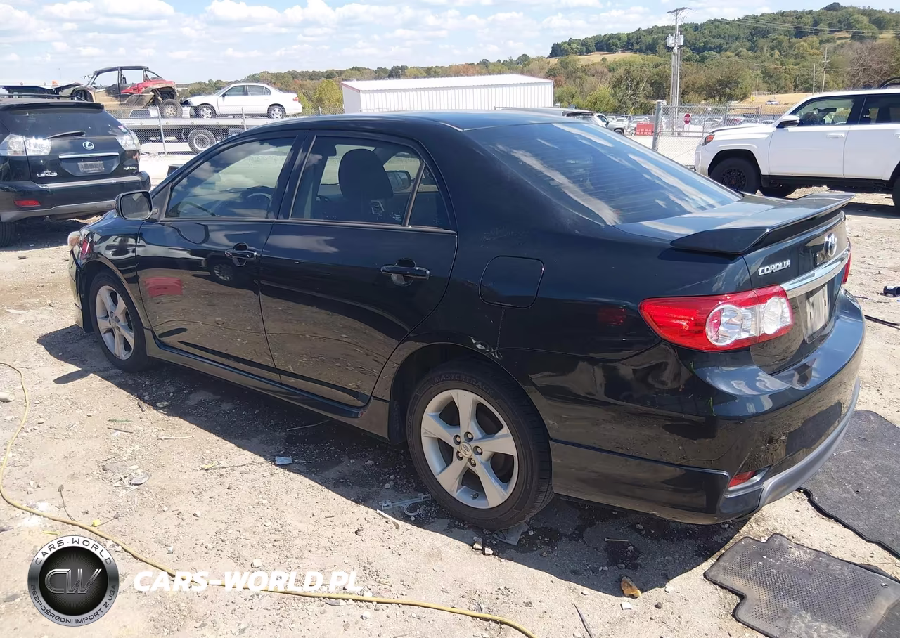 2013 Toyota Corolla S VIN:5YFBU4EE9DP084050 - 3